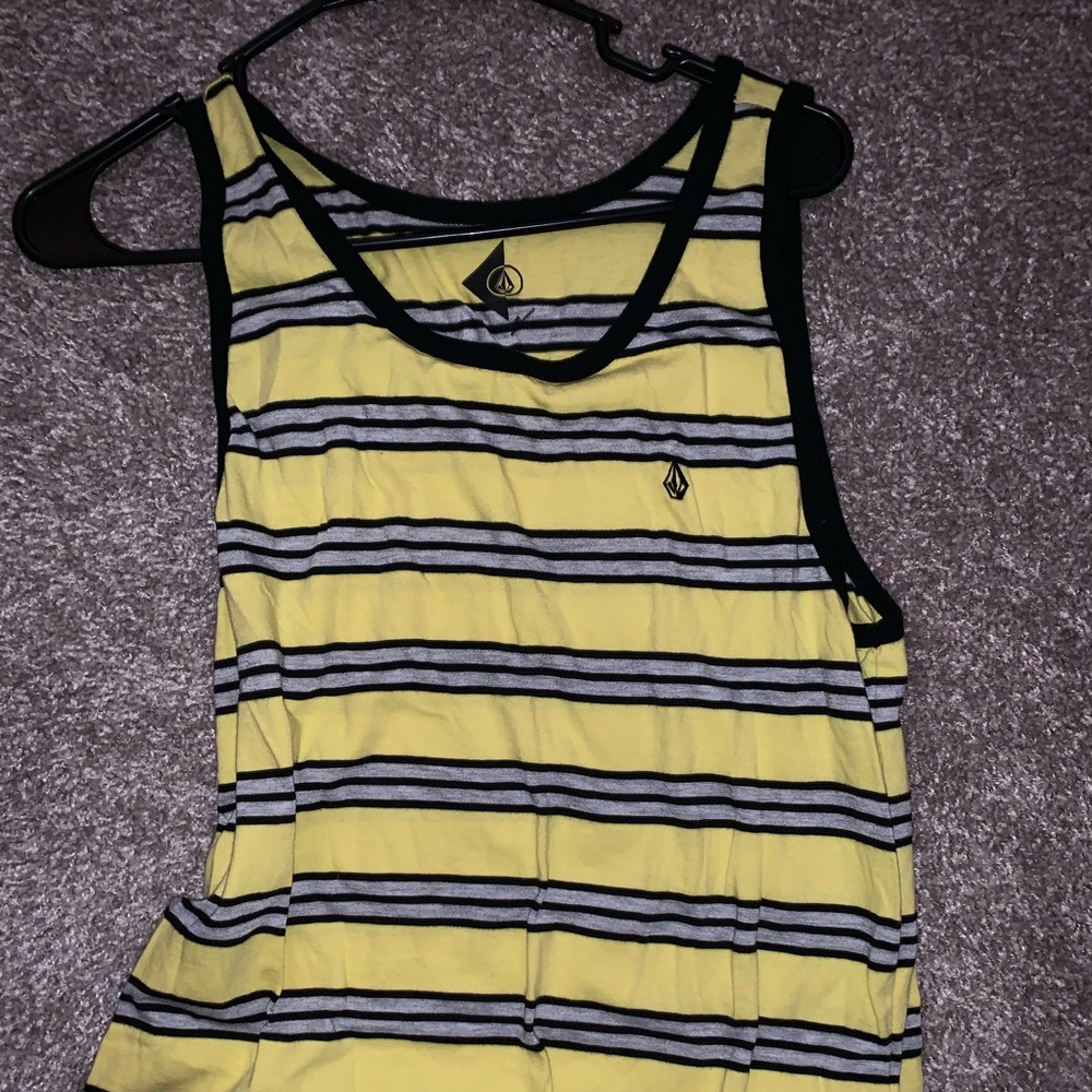 Volcom tank top